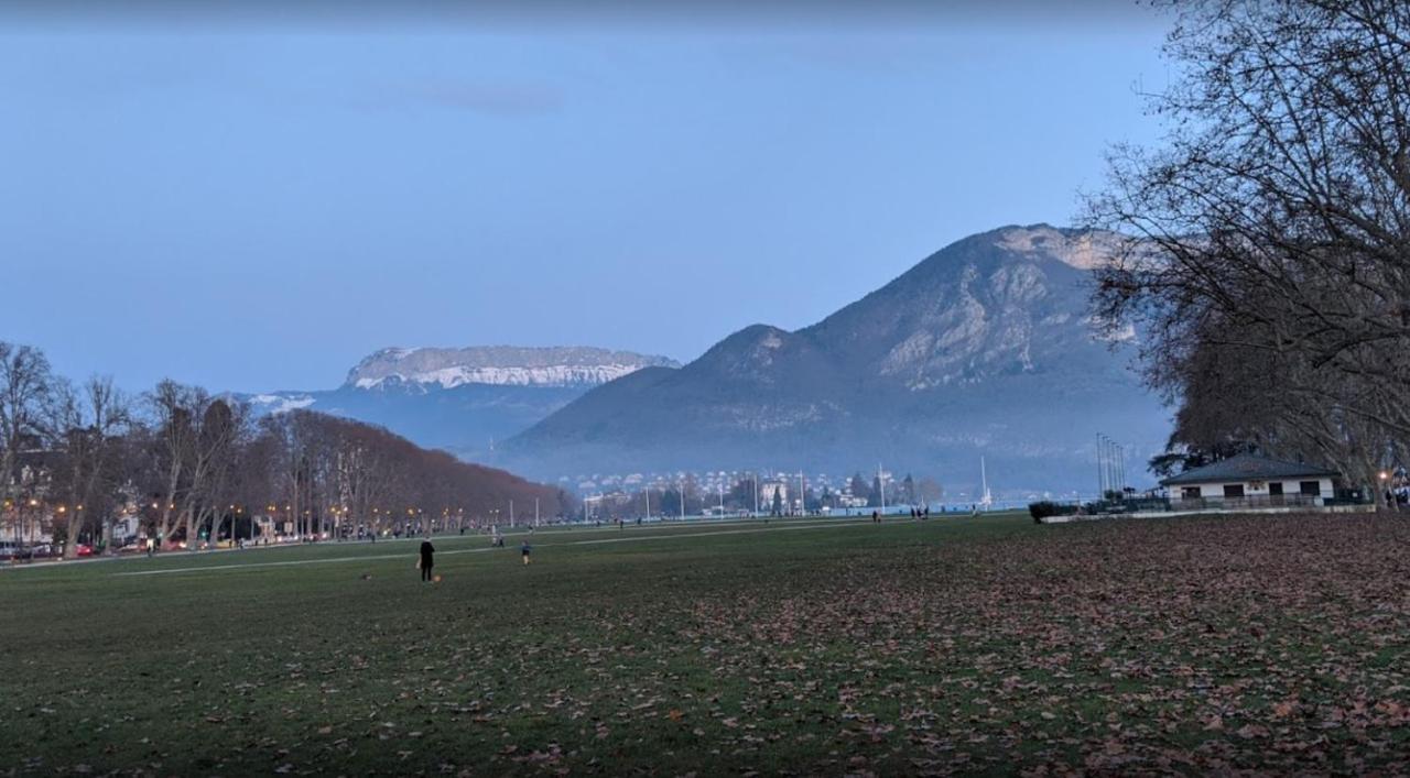 Diane 100 M Du Lac Annecy Extérieur photo
